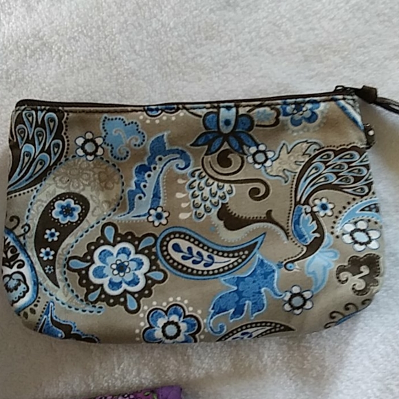 Make-up bag bundle - Picture 3 of 8